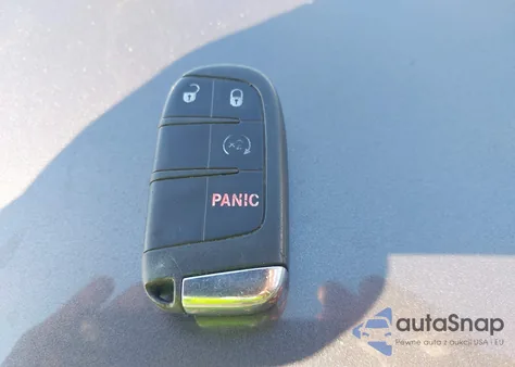 2017 Jeep Renegade Latitude 4X4 z USA, uszkodzony, nr VIN ZACCJBBB0HPE47499